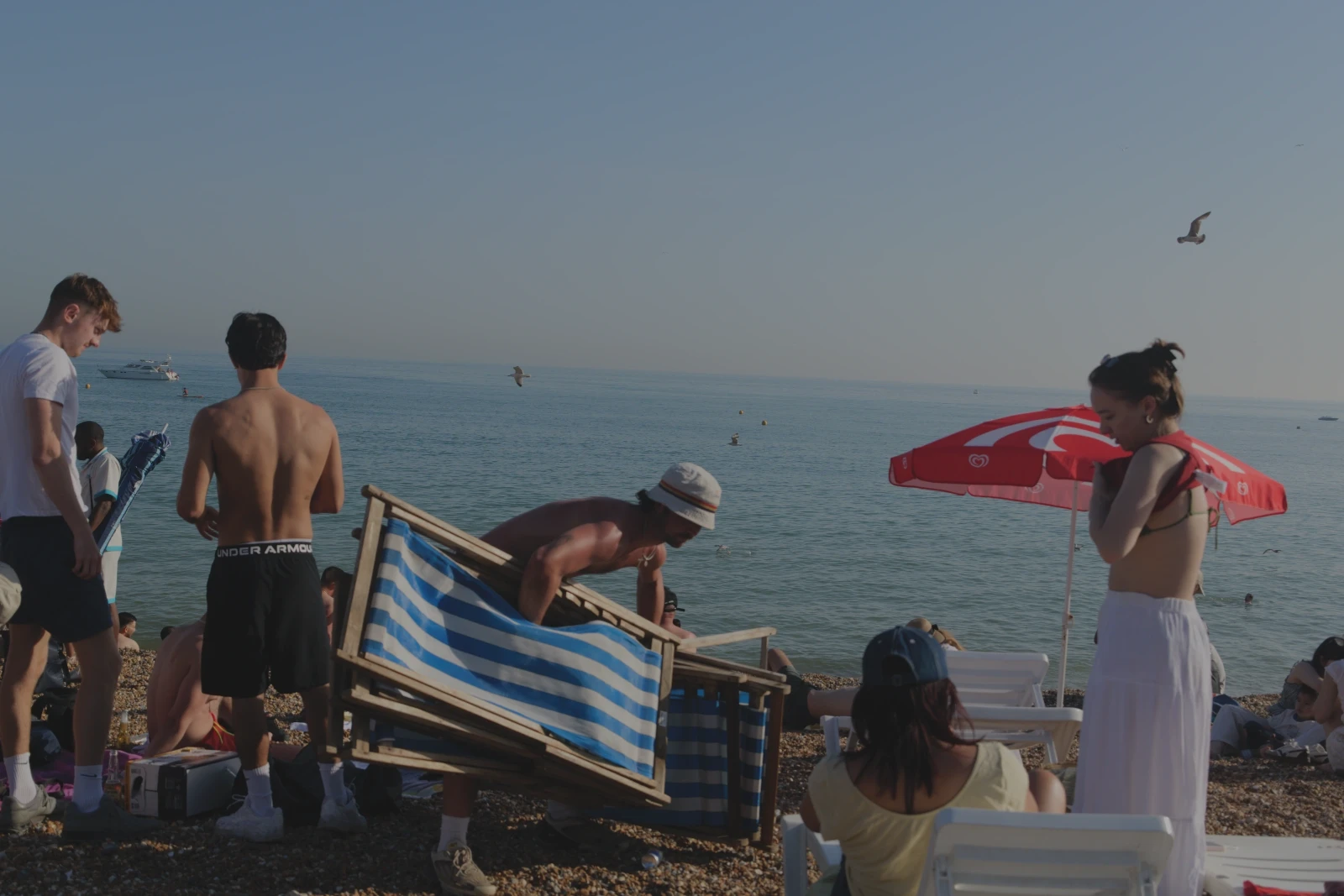 The same photo losing quality with each export